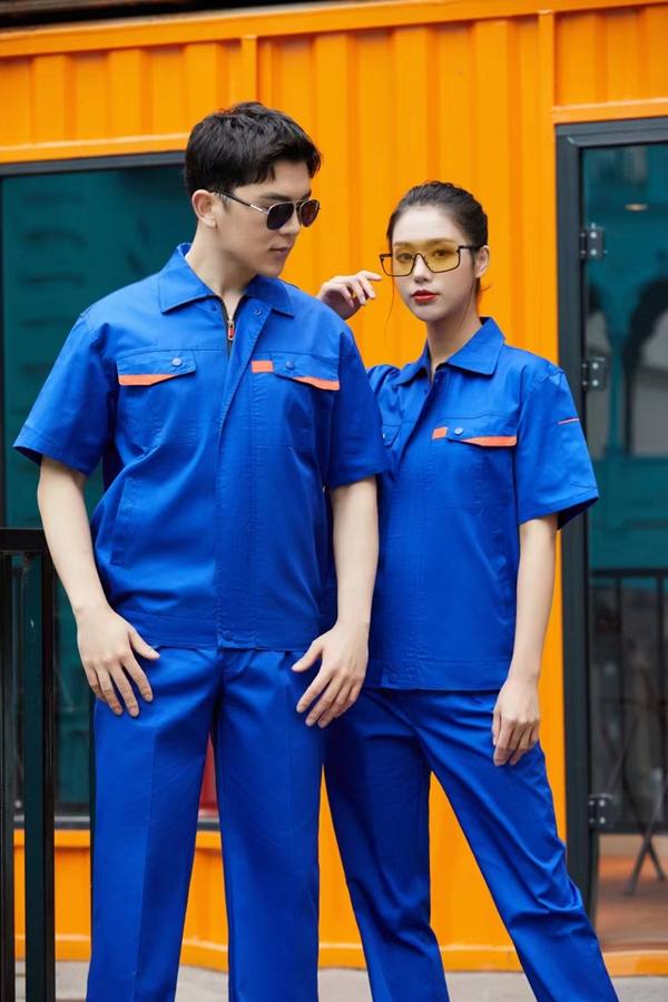 工作服